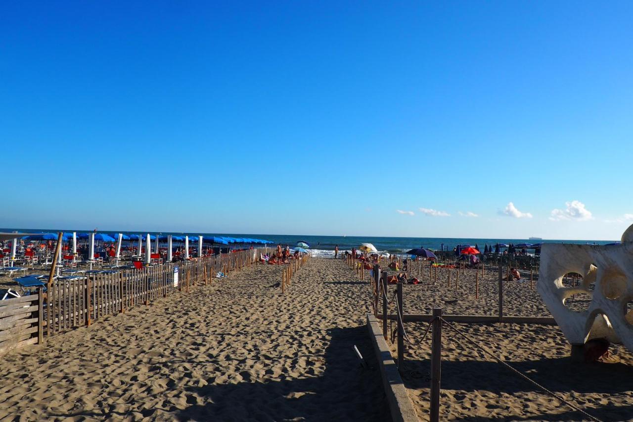 Casa More Marina Каррара Екстер'єр фото